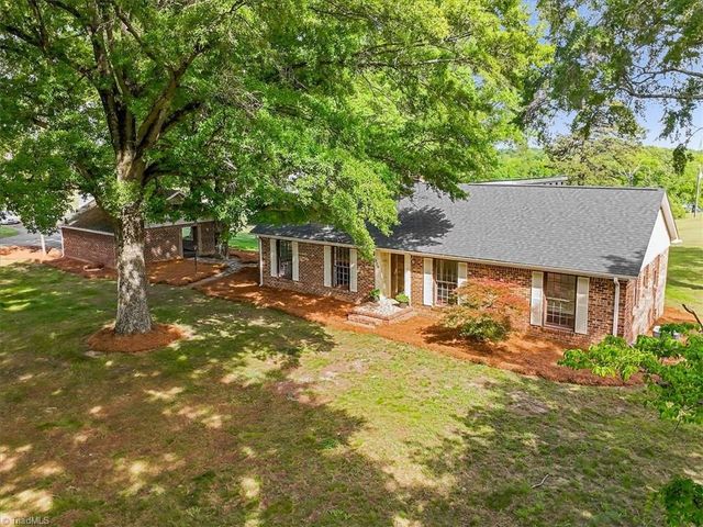 285 Trails End Road, Reidsville, NC 27320