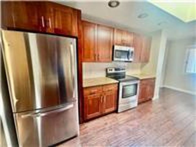 2575 Heritage Drive 107, Mendota Heights, MN 55120