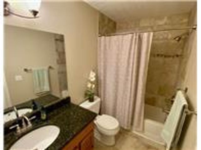 2575 Heritage Drive 107, Mendota Heights, MN 55120