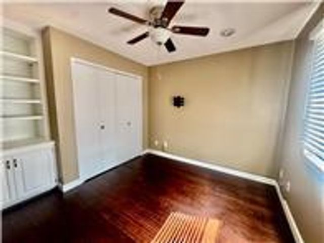 2575 Heritage Drive 107, Mendota Heights, MN 55120