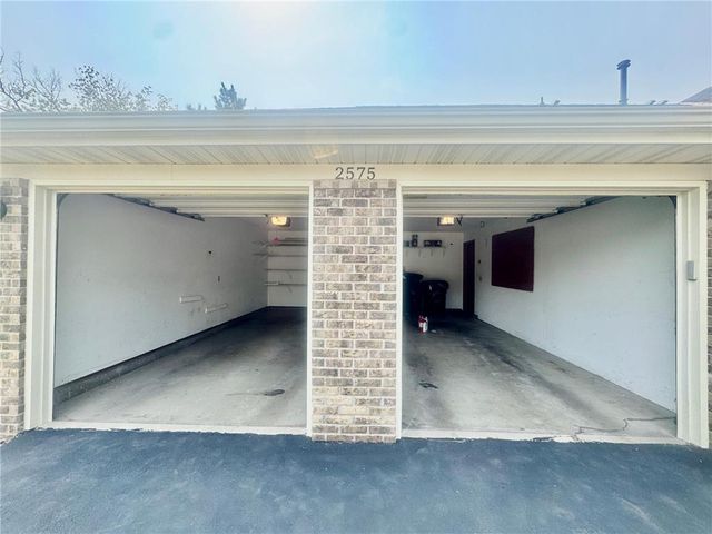 2575 Heritage Drive 107, Mendota Heights, MN 55120
