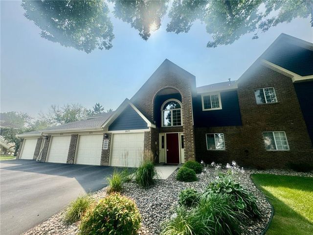 2575 Heritage Drive 107, Mendota Heights, MN 55120
