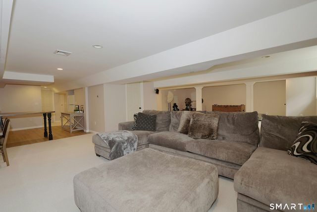 41 Nutmeg Ridge, Ridgefield, CT 06877