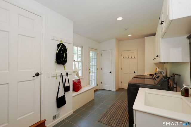 41 Nutmeg Ridge, Ridgefield, CT 06877