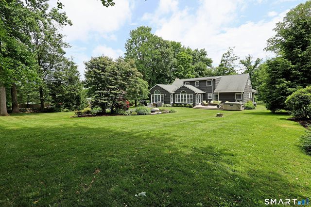 41 Nutmeg Ridge, Ridgefield, CT 06877