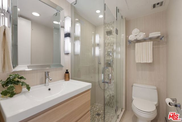 10433 Wilshire Boulevard 301, Los Angeles, CA 90024