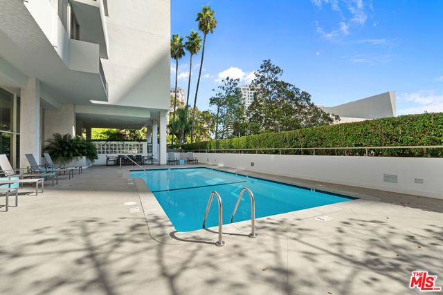 10433 Wilshire Boulevard 301, Los Angeles, CA 90024