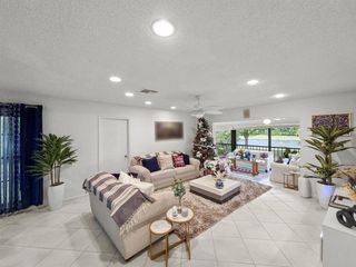 9286 Vista Del Lago B, Boca Raton, FL 33428