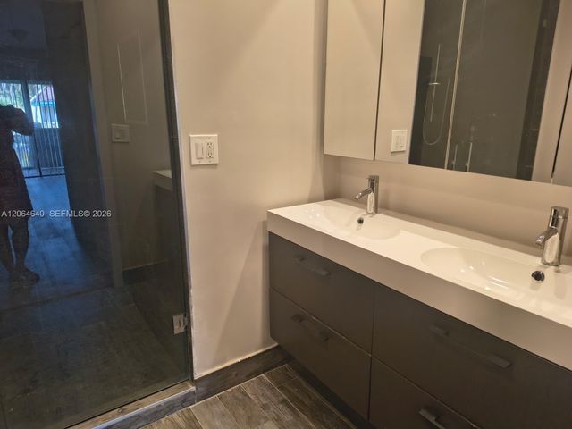 7001 S Loch Isle Drive S 7001, Miami Lakes, FL 33014
