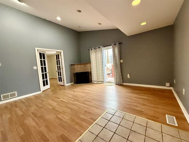 1213 Commonwealth Avenue, Ypsilanti, MI 48198