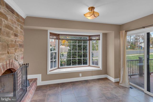 1 GATEHOUSE LN, Doylestown, PA 18901