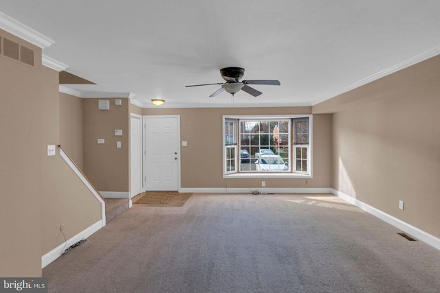 1 GATEHOUSE LN, Doylestown, PA 18901