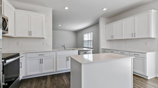 25 Babbling Brook Drive, Fuquay Varina, NC 27526