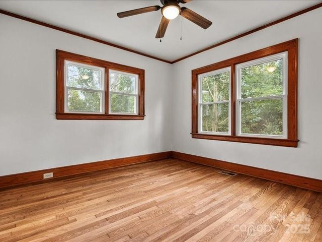 37 Lynn Avenue, Cheraw, SC 29520