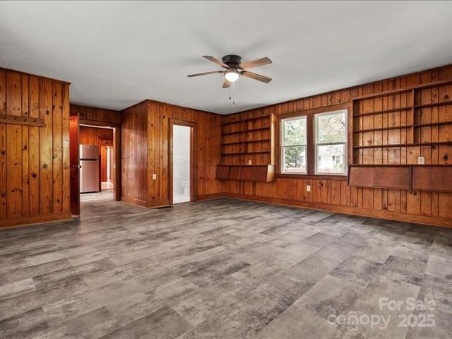 37 Lynn Avenue, Cheraw, SC 29520