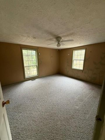 394 Smith Road, Newnan, GA 30263