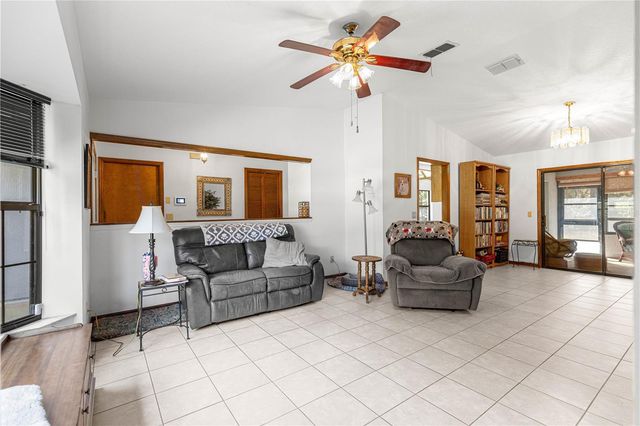 240 W NOVA PLACE, Citrus Springs, FL 34434