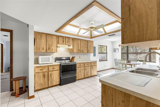 240 W NOVA PLACE, Citrus Springs, FL 34434