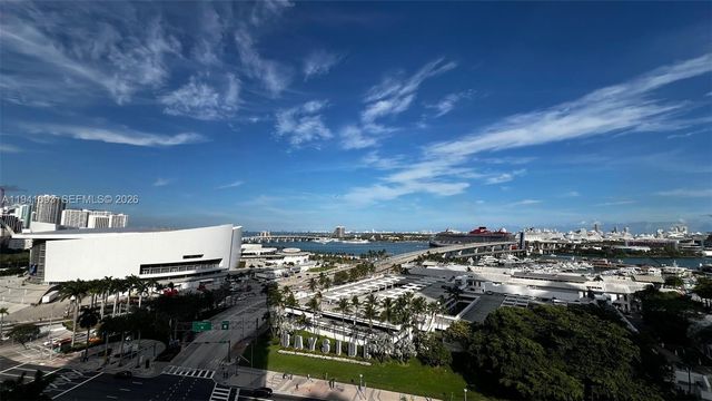 398 NE 5th St 1905, Miami, FL 33132