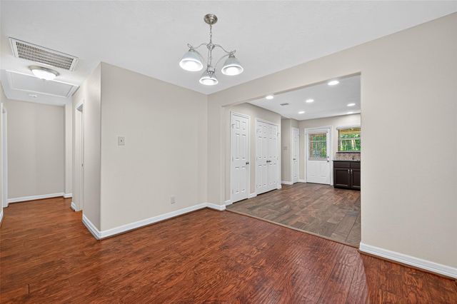 109 Meadows Street, Cleveland, TX 77328