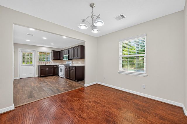 109 Meadows Street, Cleveland, TX 77328