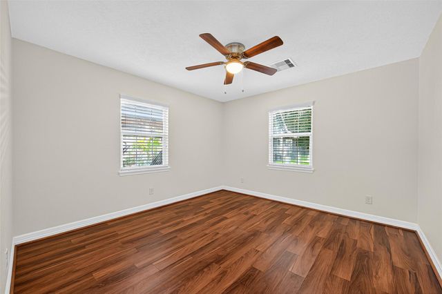 109 Meadows Street, Cleveland, TX 77328