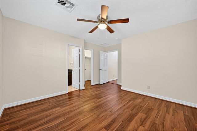 109 Meadows Street, Cleveland, TX 77328
