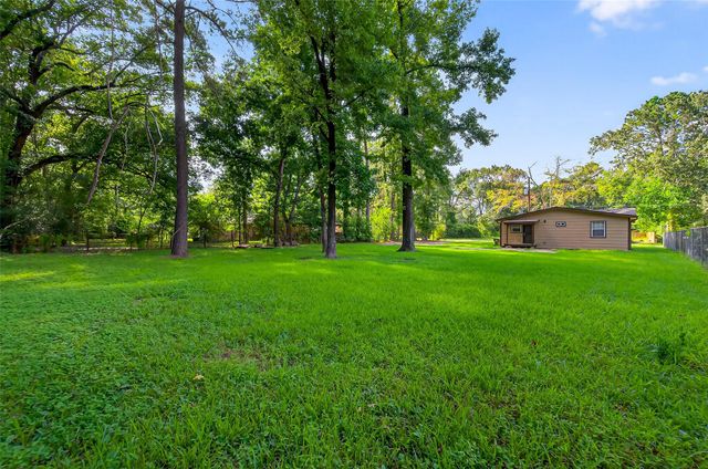 109 Meadows Street, Cleveland, TX 77328