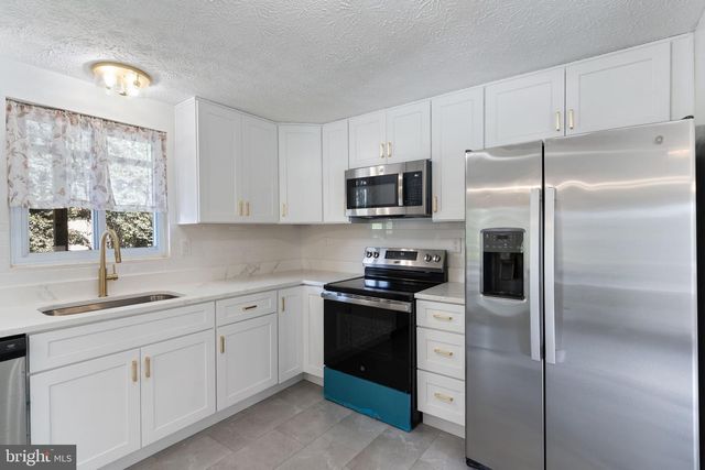 1424 BOULDER LN, Hanover, MD 21076