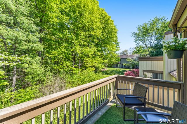 69 Heritage Village D, Southbury, CT 06488