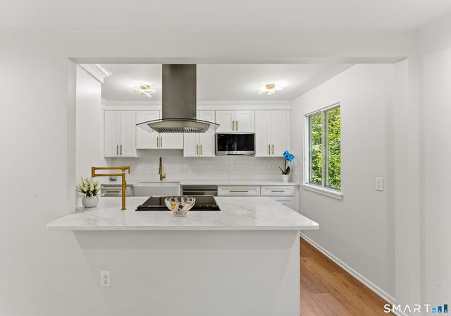 69 Heritage Village D, Southbury, CT 06488