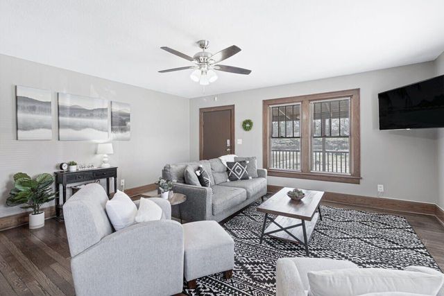 4139 Bonny Oaks Drive, Chattanooga, TN 37406