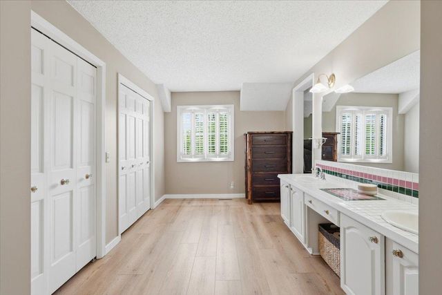 13375 Havelock Trail, Apple Valley, MN 55124