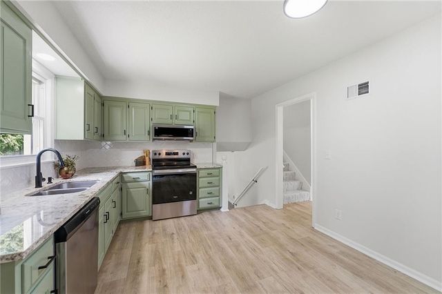 14606 LaQuinta Drive, Grandview, MO 64030