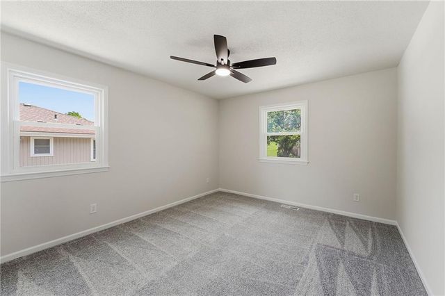 14606 LaQuinta Drive, Grandview, MO 64030