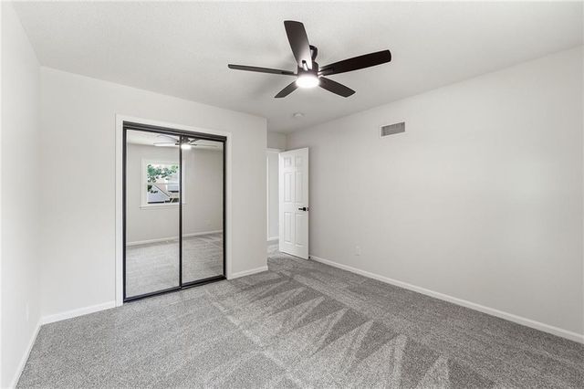 14606 LaQuinta Drive, Grandview, MO 64030