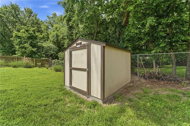 14606 LaQuinta Drive, Grandview, MO 64030