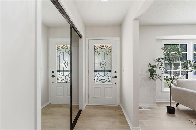 14606 LaQuinta Drive, Grandview, MO 64030