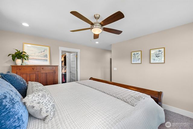 1221 34th Street, Bellingham, WA 98229