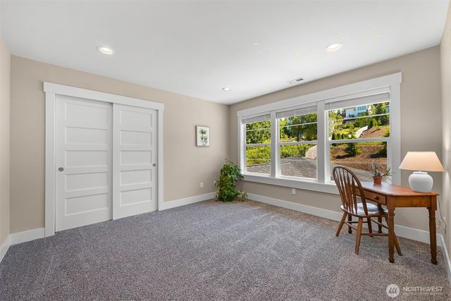 1221 34th Street, Bellingham, WA 98229