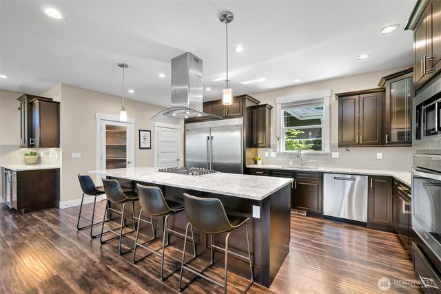 1221 34th Street, Bellingham, WA 98229