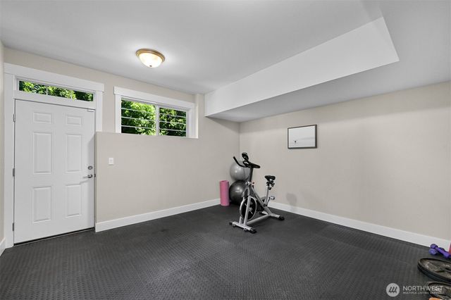 1221 34th Street, Bellingham, WA 98229