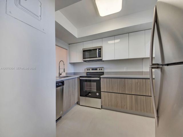 108 Royal Park Drive 3G, Oakland Park, FL 33309