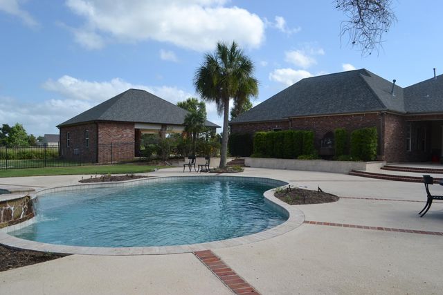 363 Providence Avenue, Cut Off, LA 70345