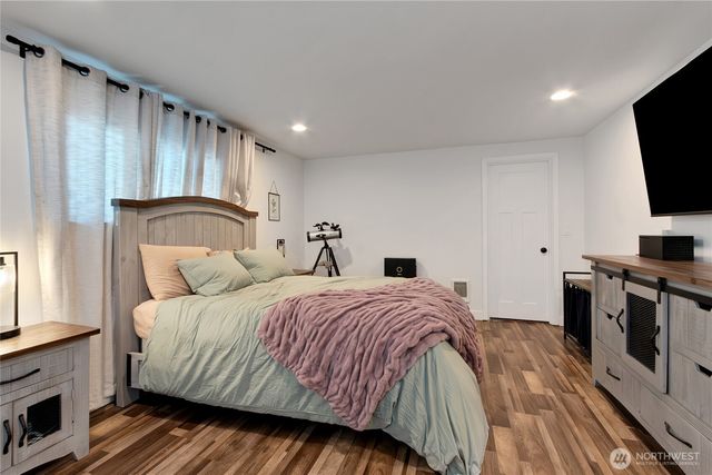 9817 66th Avenue E, Puyallup, WA 98373