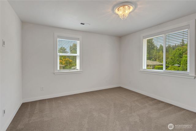 9817 66th Avenue E, Puyallup, WA 98373