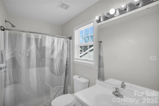 5815 Waverly Lynn Lane, Charlotte, NC 28269