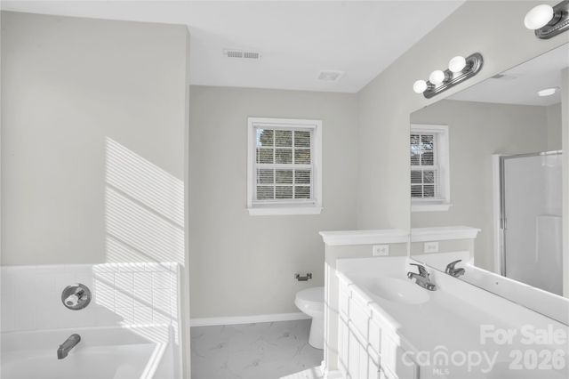 5815 Waverly Lynn Lane, Charlotte, NC 28269