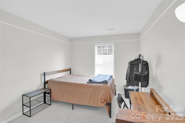 5815 Waverly Lynn Lane, Charlotte, NC 28269