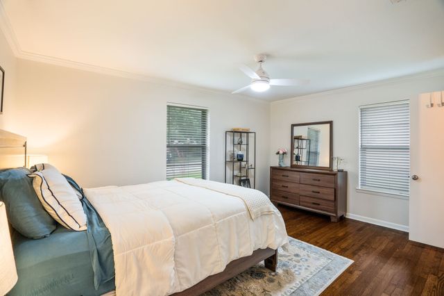 8521 Sweetwater Drive, Dallas, TX 75228